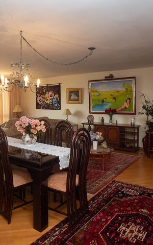 Apartamento à venda com 163m², 3 quartos e 2 vagas Apartamento à venda com 163m², 3 quartos e 2 vagasSala