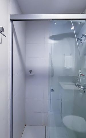 Studio à venda com 28m², 1 quarto e sem vaga Studio à venda com 28m², 1 quarto e sem vagaBanheiro social