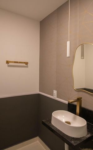 Apartamento à venda com 53m², 2 quartos e 2 vagas Apartamento à venda com 53m², 2 quartos e 2 vagasBanheiro social