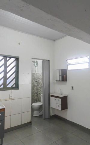 Casa para alugar com 40m², 1 quarto e 1 vaga