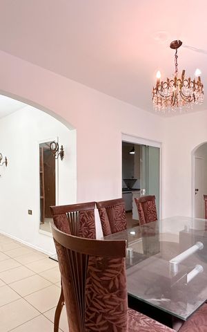 Casa à venda com 350m², 4 quartos e 4 vagasSala de Jantar