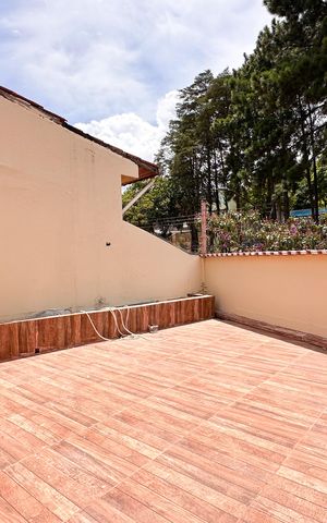Casa à venda com 350m², 4 quartos e 4 vagasVaranda da Suíte 