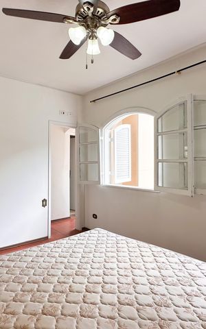 Casa à venda com 350m², 4 quartos e 4 vagasSuíte 