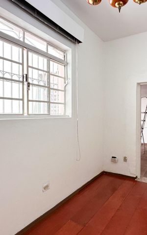 Casa à venda com 350m², 4 quartos e 4 vagasEscritório