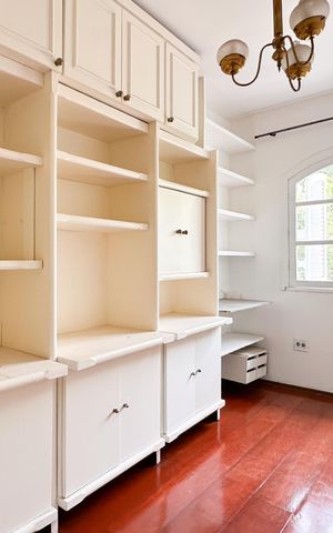 Casa à venda com 350m², 4 quartos e 4 vagasQuarto 2