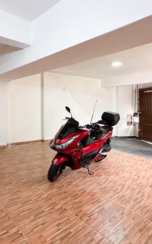 Casa à venda com 350m², 4 quartos e 4 vagasGaragem