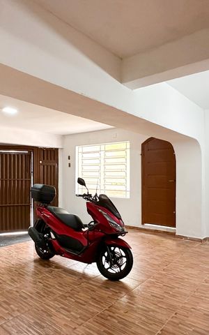 Casa à venda com 350m², 4 quartos e 4 vagasGaragem