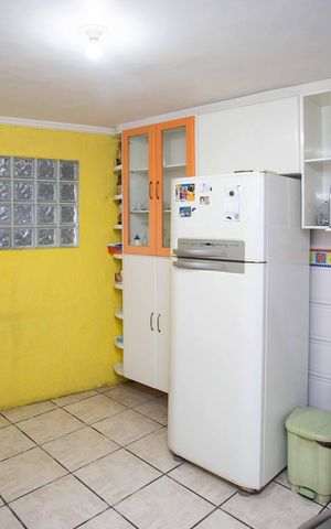 Casa à venda com 253m², 3 quartos e 2 vagasCozinha