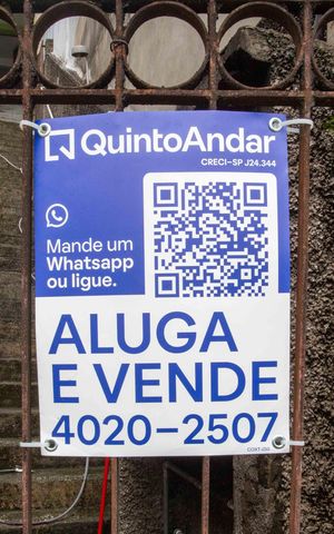 Casa à venda com 253m², 3 quartos e 2 vagasPlaquinha