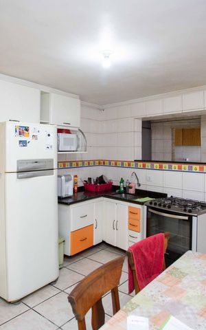 Casa à venda com 253m², 3 quartos e 2 vagasCozinha