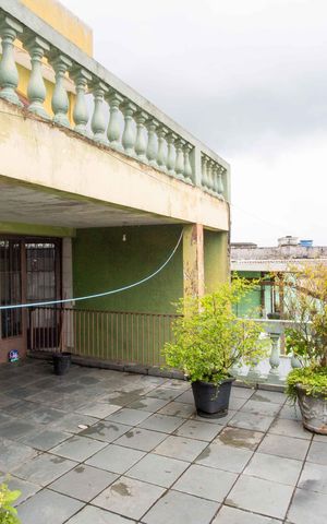Casa à venda com 253m², 3 quartos e 2 vagasVaranda 2