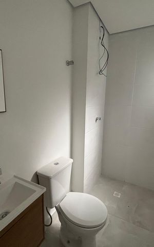 Apartamento para alugar com 37m², 2 quartos e sem vaga Apartamento para alugar com 37m², 2 quartos e sem vagaBanheiro social