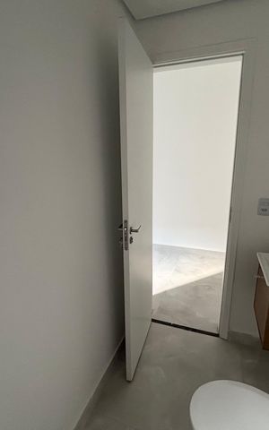 Apartamento para alugar com 37m², 2 quartos e sem vaga Apartamento para alugar com 37m², 2 quartos e sem vagaBanheiro social