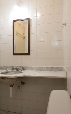 Apartamento para alugar com 70m², 2 quartos e 2 vagasBanheiro