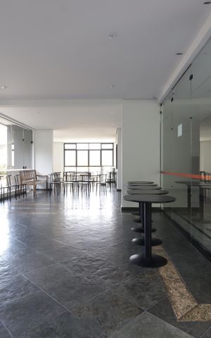 Apartamento para alugar com 70m², 2 quartos e 2 vagasÁrea comum - Salão de festas