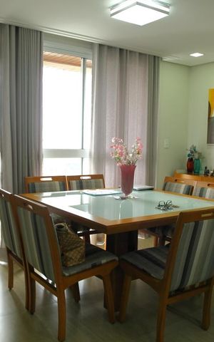 Apartamento à venda com 270m², 3 quartos e 4 vagasSala