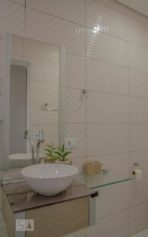 Casa para alugar com 317m², 3 quartos e 6 vagas Casa para alugar com 317m², 3 quartos e 6 vagasBanheiro