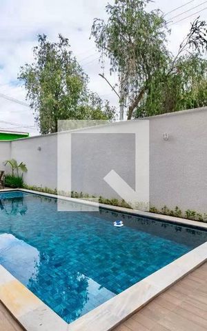 Apartamento à venda com 38m², 2 quartos e sem vaga Apartamento à venda com 38m², 2 quartos e sem vagaÁrea comum - Piscina