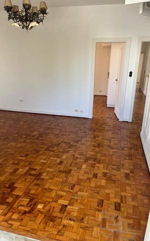 Apartamento para alugar com 138m², 6 quartos e 6 vagas