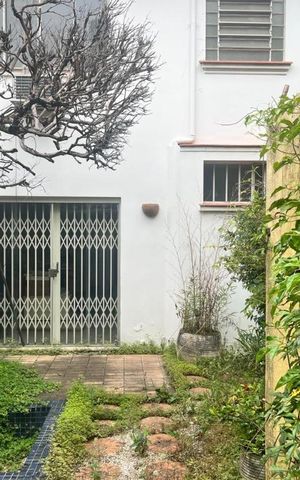 Apartamento para alugar com 138m², 6 quartos e 6 vagas