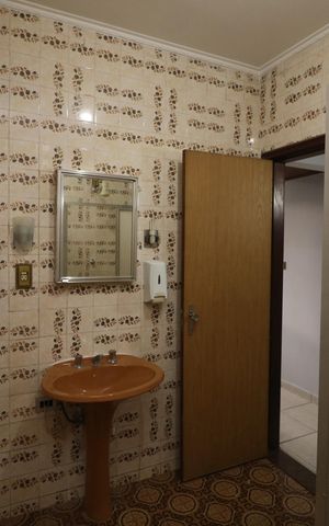 Casa para alugar com 300m², 3 quartos e 2 vagasBanheiro da Suíte