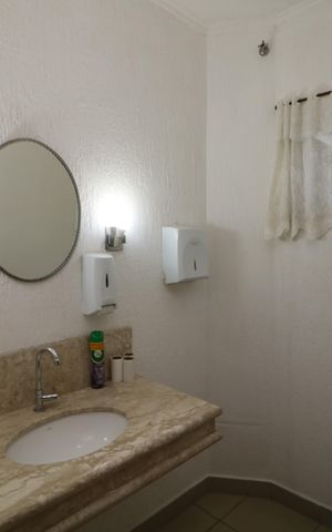 Casa para alugar com 300m², 3 quartos e 2 vagasLavabo