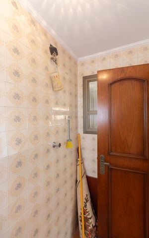 Apartamento à venda com 150m², 4 quartos e 2 vagas Apartamento à venda com 150m², 4 quartos e 2 vagasBanheiro da Suíte 2
