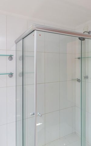 Apartamento à venda com 150m², 4 quartos e 2 vagas Apartamento à venda com 150m², 4 quartos e 2 vagasBanheiro da Suíte