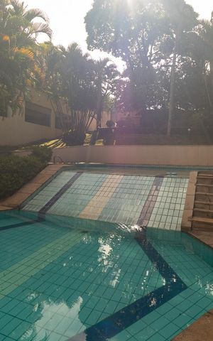 Apartamento à venda com 150m², 4 quartos e 2 vagas Apartamento à venda com 150m², 4 quartos e 2 vagasÁrea comum - Piscina
