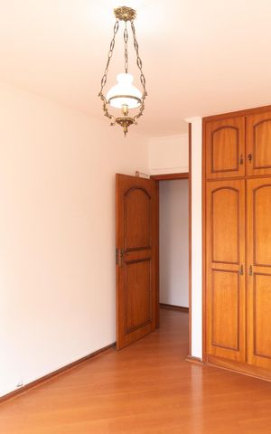 Apartamento à venda com 150m², 4 quartos e 2 vagas Apartamento à venda com 150m², 4 quartos e 2 vagasQuarto 3