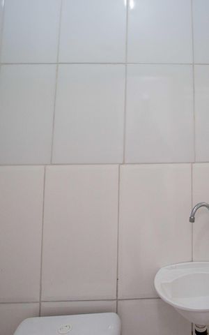 Casa para alugar com 76m², 4 quartos e 3 vagasBanheiro Casa 2