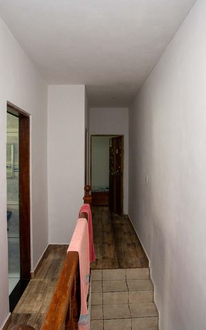 Casa para alugar com 76m², 4 quartos e 3 vagasCorredor