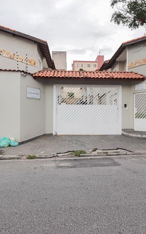 Casa de condomínio para alugar com 70m², 2 quartos e 1 vagaFachada