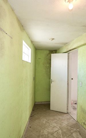 Casa à venda com 287m², 4 quartos e 2 vagasÁrea de Serviço da Edícula 