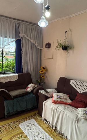 Casa para alugar com 220m², 2 quartos e 1 vaga Casa para alugar com 220m², 2 quartos e 1 vagaSala