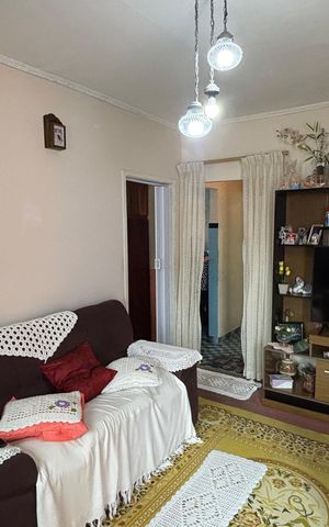 Casa para alugar com 220m², 2 quartos e 1 vaga Casa para alugar com 220m², 2 quartos e 1 vagaSala