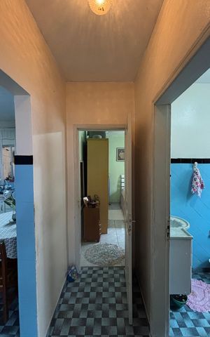 Casa para alugar com 220m², 2 quartos e 1 vaga Casa para alugar com 220m², 2 quartos e 1 vagaCorredor