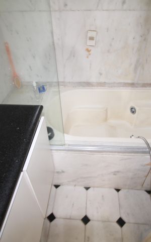Apartamento para alugar com 200m², 3 quartos e 4 vagasBanheiro Social
