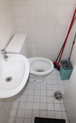 Apartamento para alugar com 200m², 3 quartos e 4 vagasBanheiro de Serviço