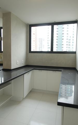 Apartamento à venda com 266m², 5 quartos e 3 vagasCozinha