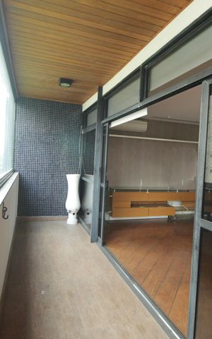 Apartamento à venda com 266m², 5 quartos e 3 vagasVaranda da Sala