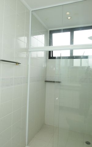 Apartamento à venda com 266m², 5 quartos e 3 vagasBanheiro da Suíte 1