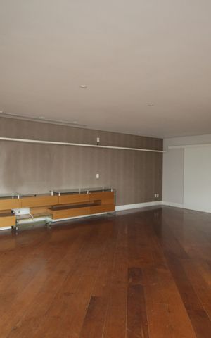 Apartamento à venda com 266m², 5 quartos e 3 vagasSala