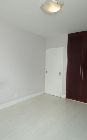 Apartamento à venda com 266m², 5 quartos e 3 vagasSuíte 2