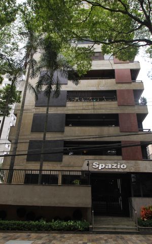 Apartamento à venda com 266m², 5 quartos e 3 vagasFachada