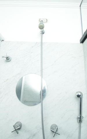 Apartamento à venda com 266m², 5 quartos e 3 vagasBanheiro da Suíte 2