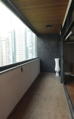 Apartamento à venda com 266m², 5 quartos e 3 vagasVaranda da Sala