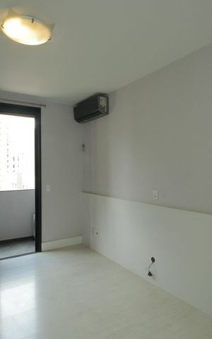 Apartamento à venda com 266m², 5 quartos e 3 vagasSuíte 3