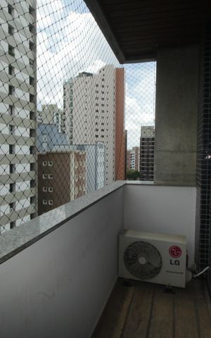 Apartamento à venda com 266m², 5 quartos e 3 vagasVaranda da Suíte master