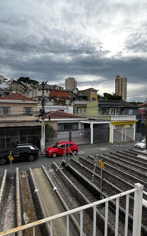 Casa à venda com 124m², 5 quartos e 2 vagas Casa à venda com 124m², 5 quartos e 2 vagasQuarto 3 - Suíte Varanda